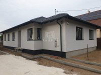 Eladó családi ház, Gödöllőn 125 M Ft, 5 szobás