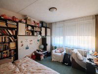 Eladó panellakás, Pécsett 41.9 M Ft, 2 szobás