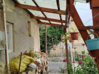 Eladó ikerház, Pécsett 8 M Ft, 2 szobás / költözzbe.hu