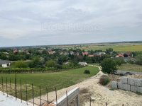 Eladó ikerház, Győrújbaráton 235 M Ft, 5 szobás