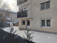 Eladó panellakás, Tatabányán 68.9 M Ft, 4 szobás