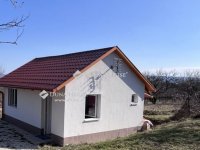 Eladó nyaraló, Tatán 18.9 M Ft, 1 szobás / költözzbe.hu