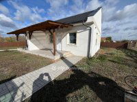 Eladó téglalakás, Tápiószőlősön 42.95 M Ft, 2+1 szobás