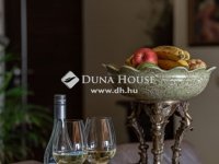 Eladó családi ház, Szentendrén 529.9 M Ft, 6 szobás