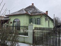 Eladó családi ház