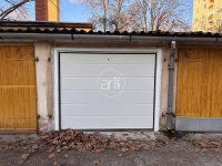 Eladó garázs, Szegeden, Fésű utcában 10.5 M Ft