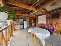 Eladó családi ház, Csörögön 62.5 M Ft, 7 szobás