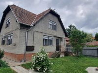 Eladó családi ház, Szegeden 109.99 M Ft, 4+1 szobás