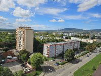 Eladó panellakás, Pécsett 47.9 M Ft, 3 szobás