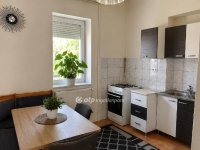 Eladó családi ház, Vecsésen 94 M Ft, 4 szobás