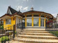 Eladó családi ház