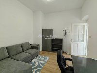 Kiadó téglalakás, albérlet, Pécsett 500 E Ft / hó, 6 szobás