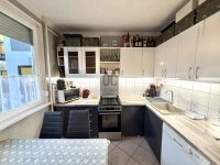 Eladó panellakás, IV. kerületben 75 M Ft, 3 szobás