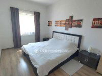 Eladó családi ház, Szentendrén 159.9 M Ft, 4+1 szobás