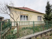 Eladó családi ház, Pannonhalmán 54.9 M Ft, 2 szobás