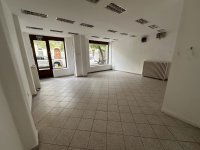 Kiadó üzlethelyiség, Debrecenben 300 E Ft / hó