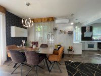 Eladó családi ház, Debrecenben 337 M Ft, 6 szobás