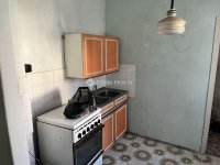 Eladó családi ház, Pécsett 72 M Ft, 3 szobás