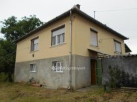 Eladó családi ház