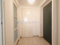 Eladó téglalakás, Veszprémben 54.9 M Ft, 2 szobás