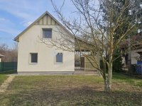 Eladó családi ház, Tápiószentmártonon 36.9 M Ft, 4 szobás