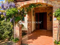 Eladó családi ház, Dunakeszin 196 M Ft, 4 szobás