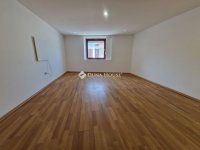 Eladó családi ház, Baján 23.5 M Ft, 4 szobás