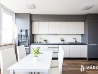 Eladó téglalakás, Gyulán 61.9 M Ft, 3 szobás