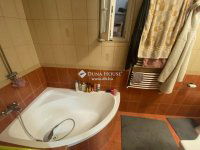 Eladó családi ház, IV. kerületben 210 M Ft, 2 szobás