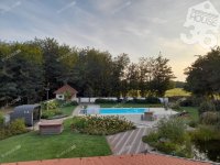 Eladó családi ház, Szentkirályon 699 M Ft, 8 szobás