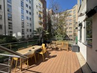 Kiadó iroda, Budapesten, VII. kerületben, Károly körúton