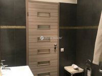 Eladó üzlethelyiség, V. kerületben 124.9 M Ft, 4 szobás