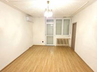 Eladó téglalakás, Dunaújvárosban 28 M Ft, 1 szobás