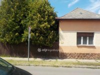 Eladó családi ház, Kaposváron 60 M Ft, 2 szobás