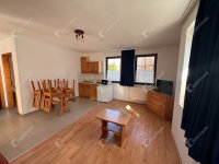 Kiadó téglalakás, albérlet, Hegykőn 1000 E Ft / hó, 10 szobás