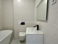 Eladó téglalakás, V. kerületben 181 M Ft, 4 szobás