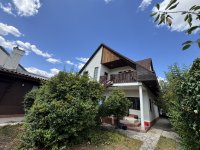 Eladó családi ház, XI. kerületben 279.9 M Ft, 7+1 szobás