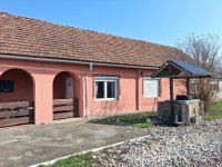 Eladó családi ház, Dobán 39.9 M Ft, 1+2 szobás