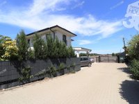 Eladó családi ház, Kecskeméten 135.9 M Ft, 5 szobás