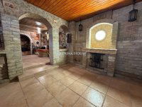 Eladó családi ház, Kecskeméten 99 M Ft, 8 szobás