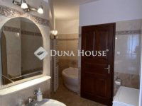 Eladó téglalakás, Székesfehérvárott 74.9 M Ft, 3 szobás