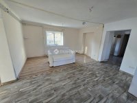 Eladó családi ház, Szegeden 53 M Ft, 4 szobás