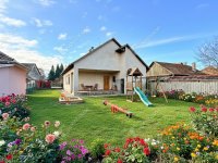 Eladó családi ház, Monoron 69.5 M Ft, 3 szobás