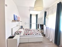 Eladó családi ház, Zsámbékon 175 M Ft, 5 szobás