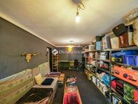 Eladó családi ház, Vecsésen 99 M Ft, 4 szobás