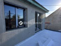 Eladó ikerház, Vecsésen 105 M Ft, 4 szobás