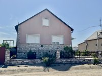 Eladó családi ház, Dabason 96 M Ft, 4 szobás