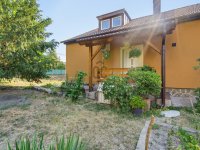 Eladó családi ház, Szentendrén 169 M Ft, 4 szobás
