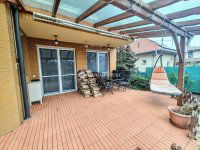 Eladó családi ház, Szegeden 184 M Ft, 5 szobás