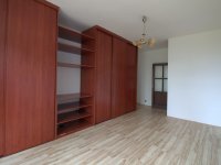 Kiadó téglalakás, albérlet, Tatán 200 E Ft / hó, 2 szobás